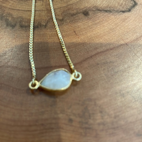 Gelmet gold filled adjustable slide bracelet with white stone - Picture 3 of 5